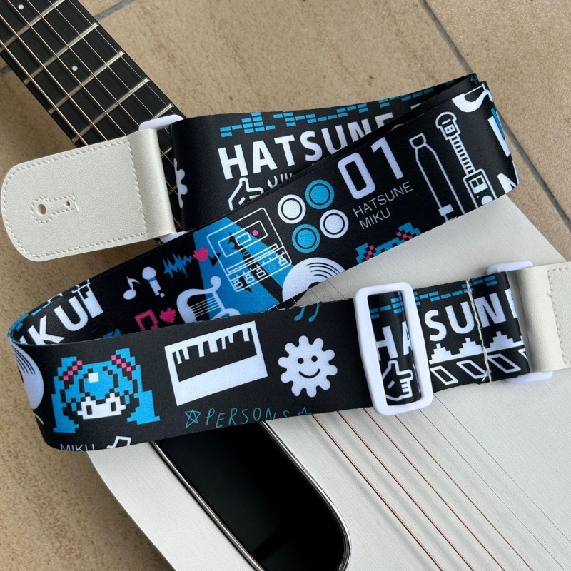 حزام جيتار محيطي من Hatsune Mi - مراجعة My Hero Academia Belt وسعره