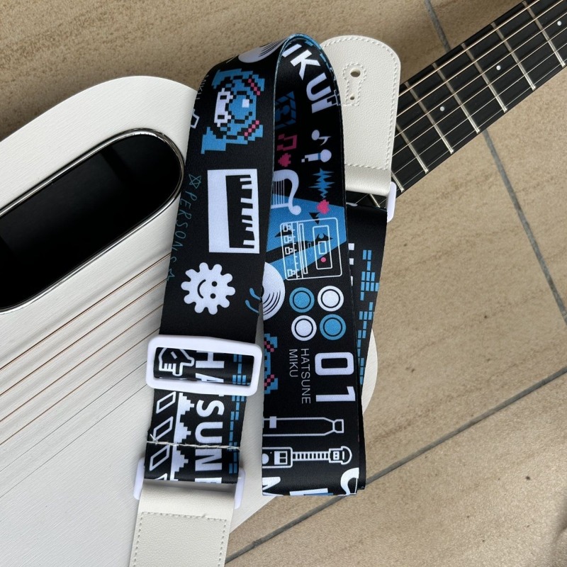 حزام جيتار محيطي من Hatsune Mi - مراجعة My Hero Academia Belt وسعره