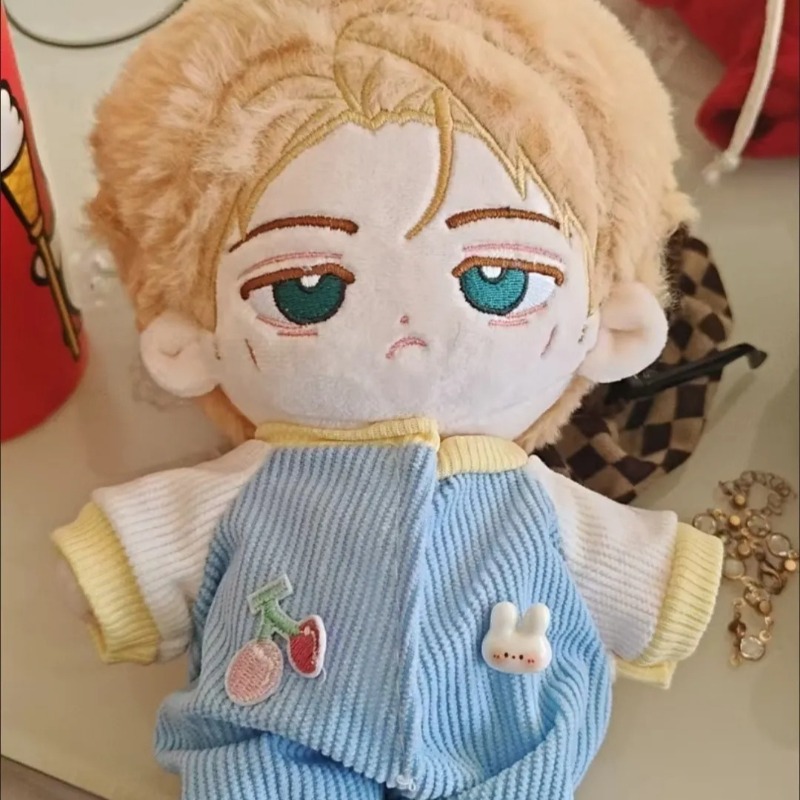 دمية قطنية محشوة لطيفة من أنمي - مراجعة Anime Doll Cosplay وسعره